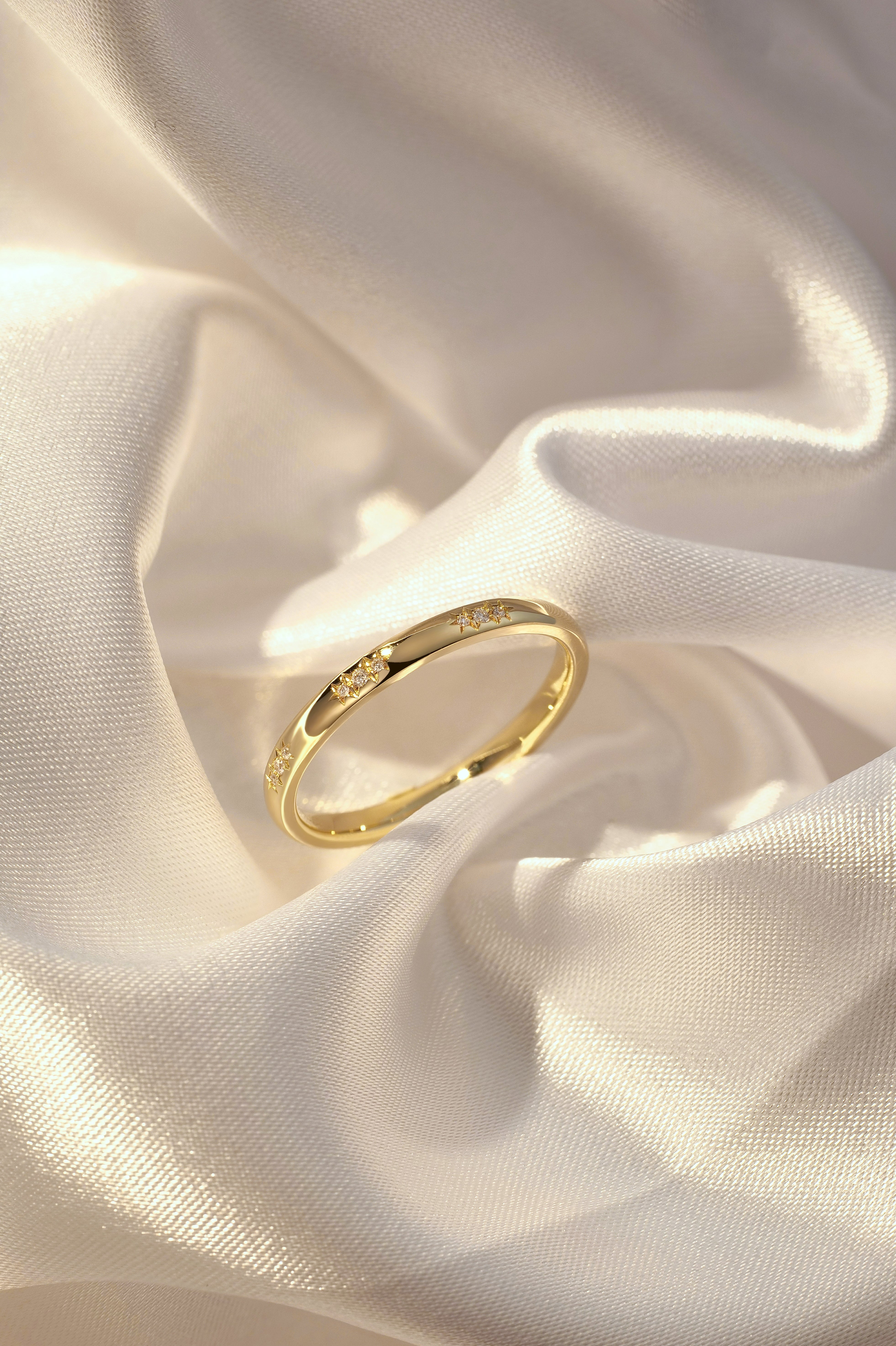 Starlight Ring in 14K Yellow Gold