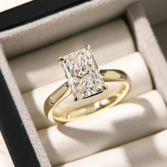 Certate Elongated Radiant Cut