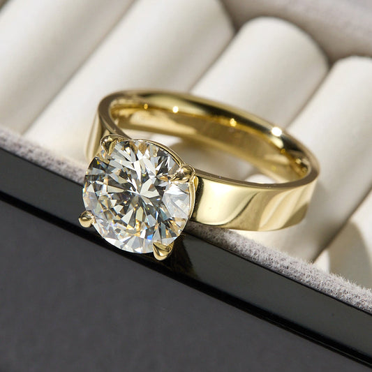 Cigar Band Round Cut