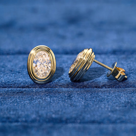 Thick Bezel Oval Stud