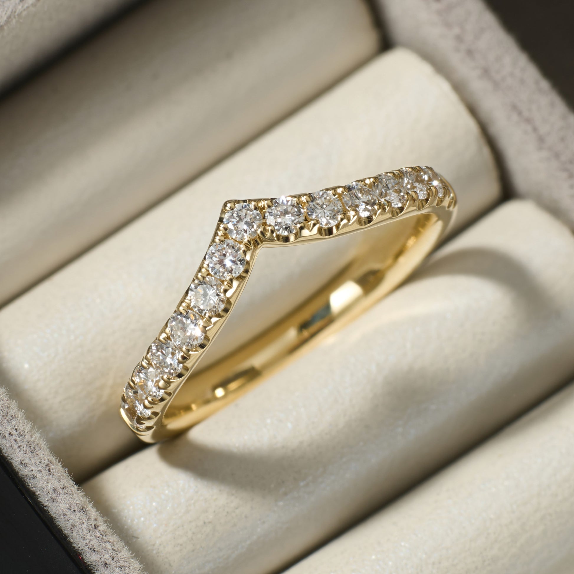 V Curved Stacking Ring | Custom 14K/18K Gold & Lab Diamonds – Diamond’s Bird