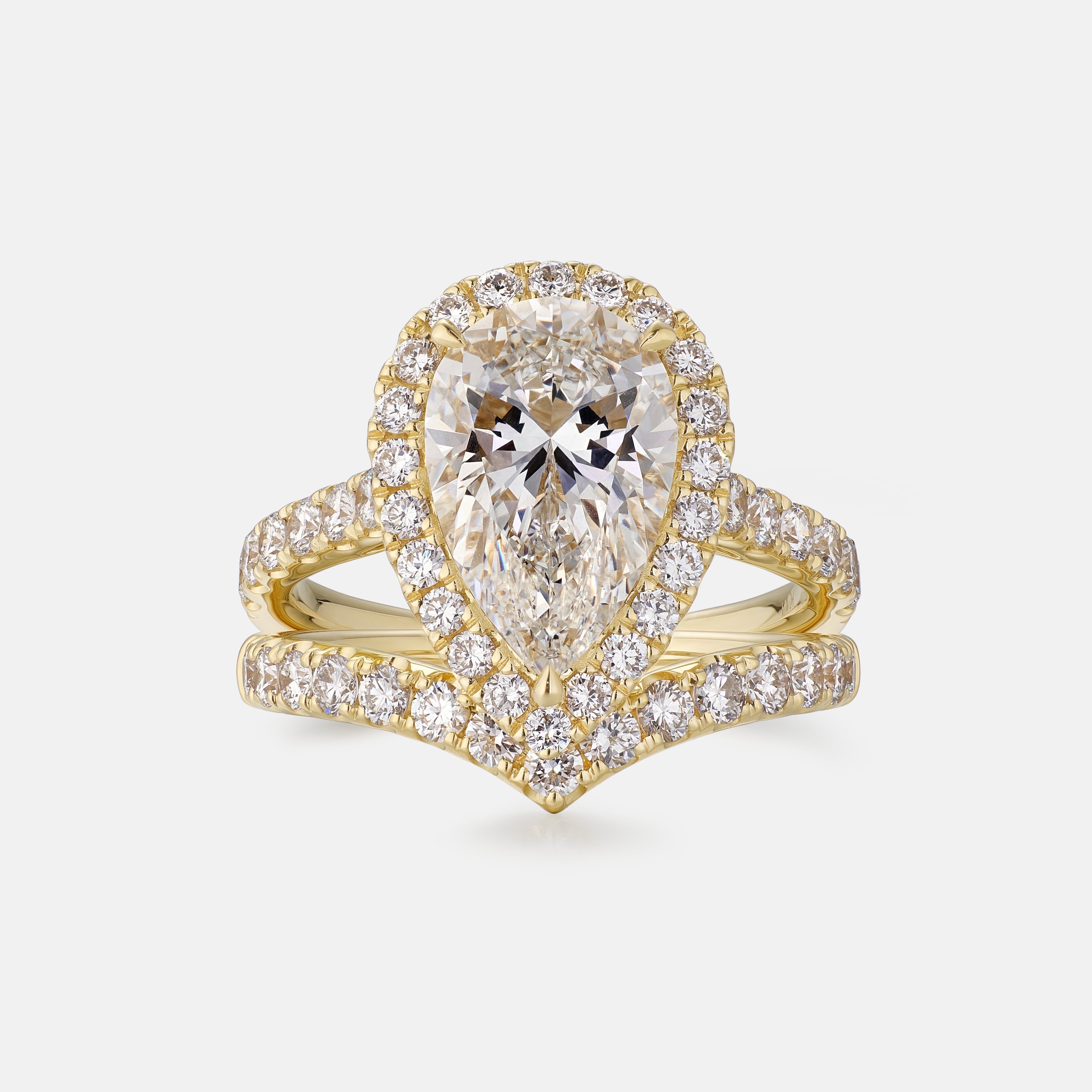 V Curved Ring in 14K Yellow Gold