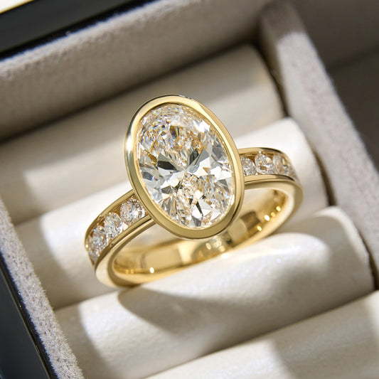 Bezel Infinity Oval Cut