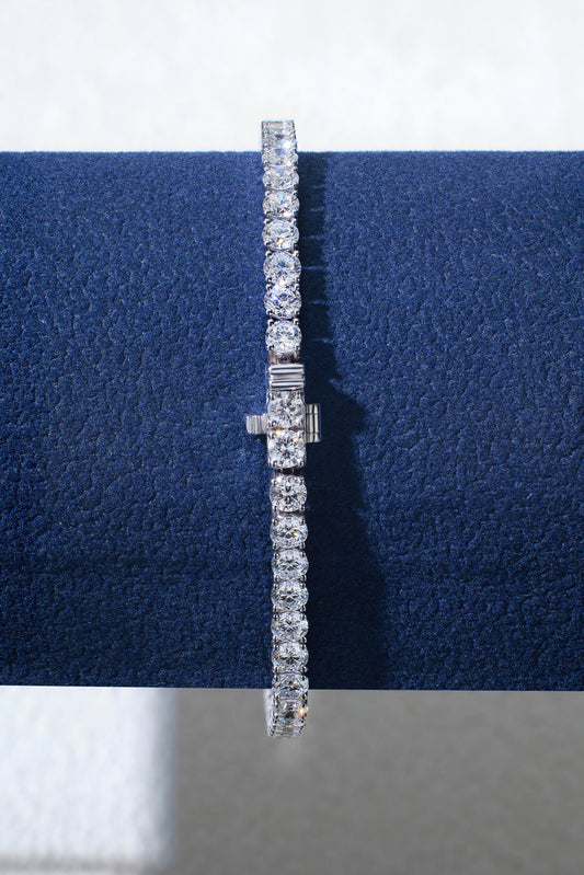 Classic 4-Prong Round Tennis Bracelet