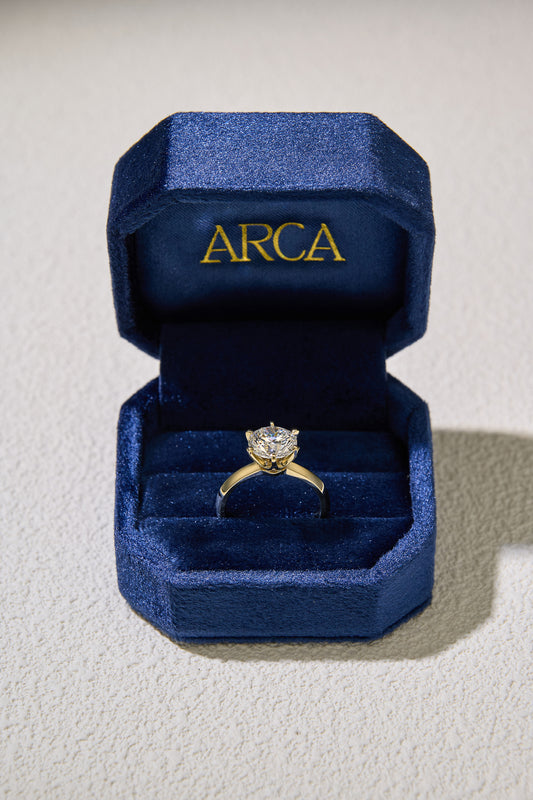 3.07CT Certate Round Cut in 14K Yellow Gold