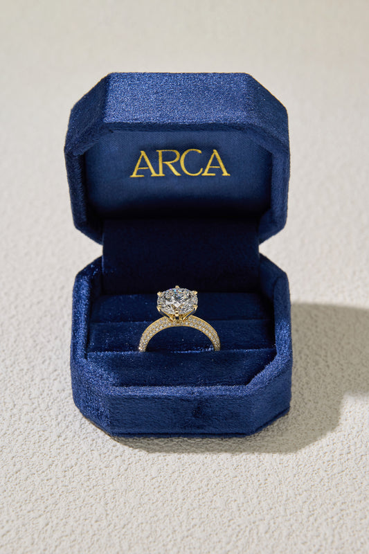 5.02CT Certate Infinity Round Cut in 14K Yellow Gold